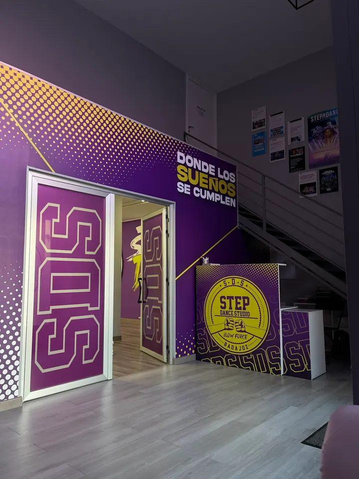 Step Dance Studio — Baile en María Auxiliadora, Badajoz