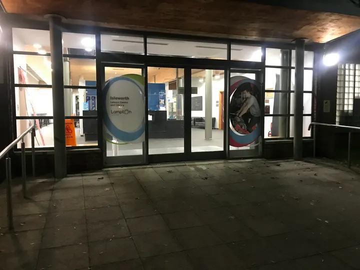 Isleworth Leisure Centre and Library — fitness studio in London — 4