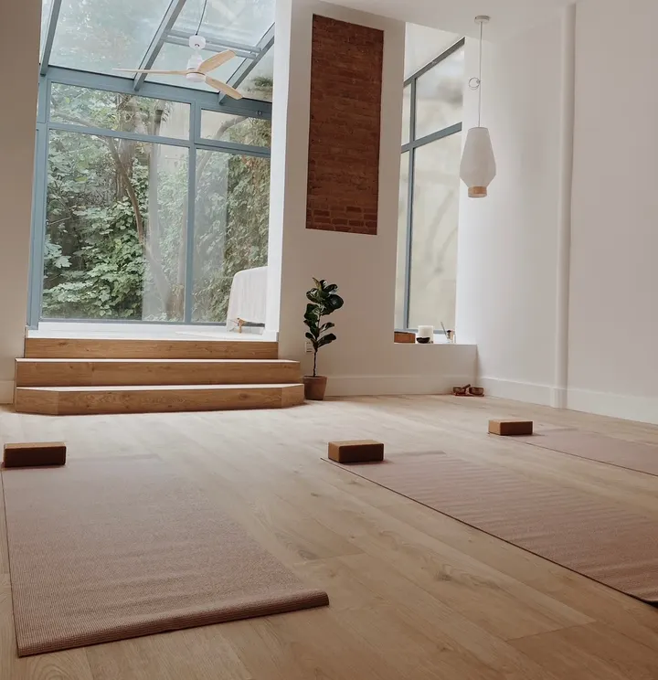Nama Yoga Studio Terrassa — yoga-studio i Centre, Terrassa