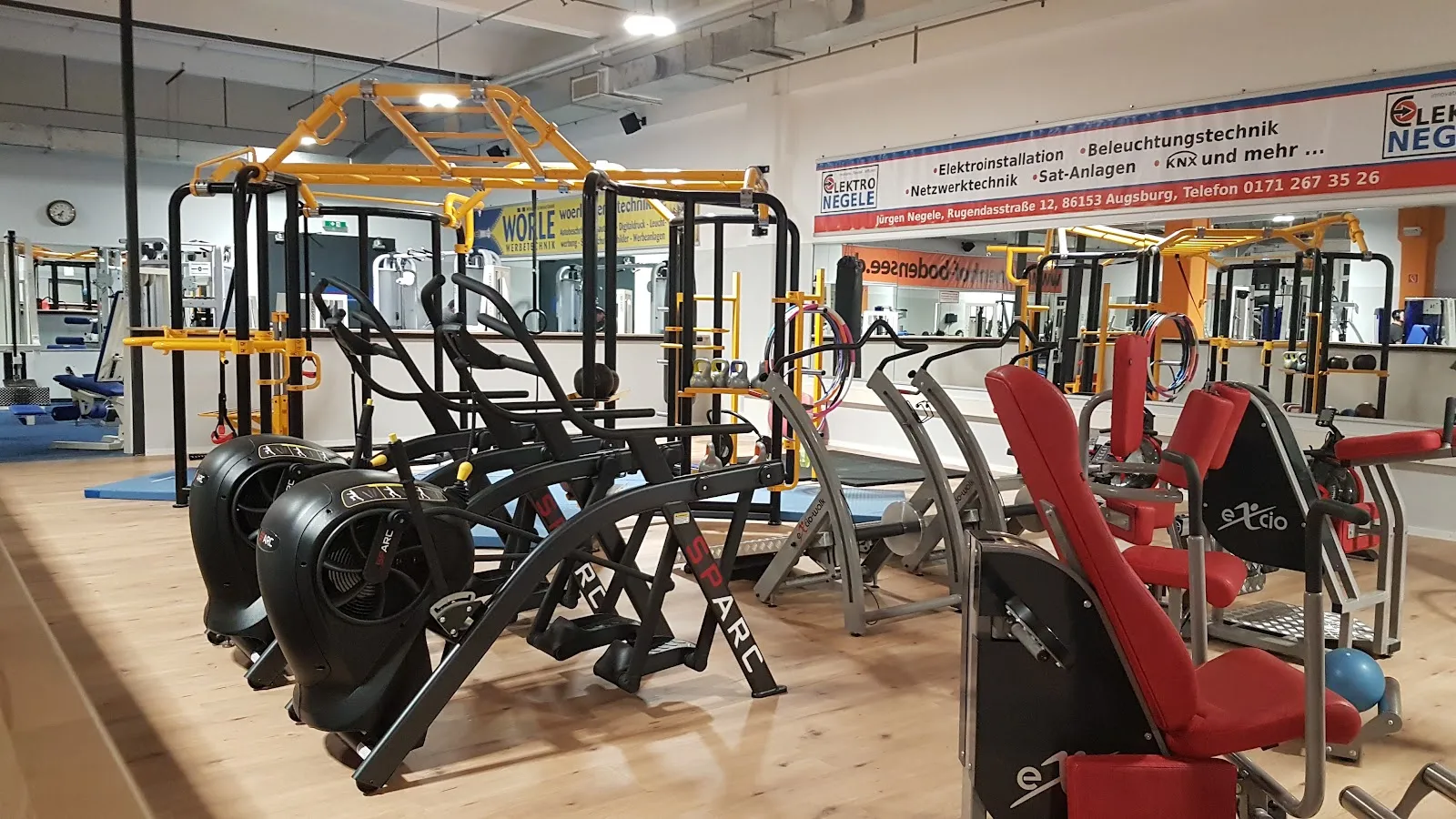 Fitness World Inh. Albert Hammermüller — pilates-studio in Augsburg — 4