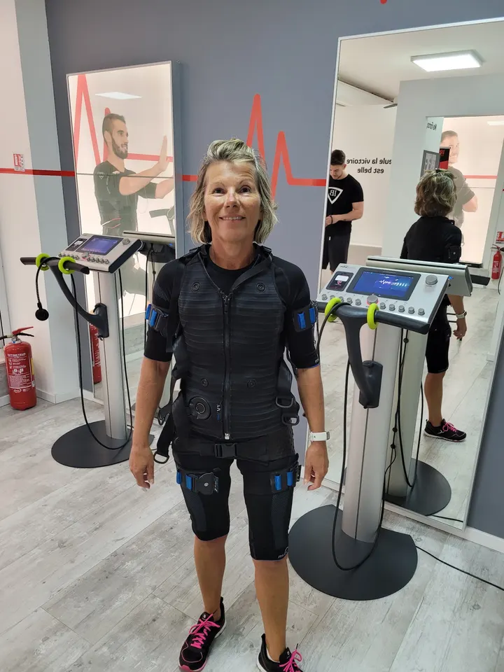 Iron Bodyfit D'électrostimulation — salle de fitness-studio à Béthune — 3
