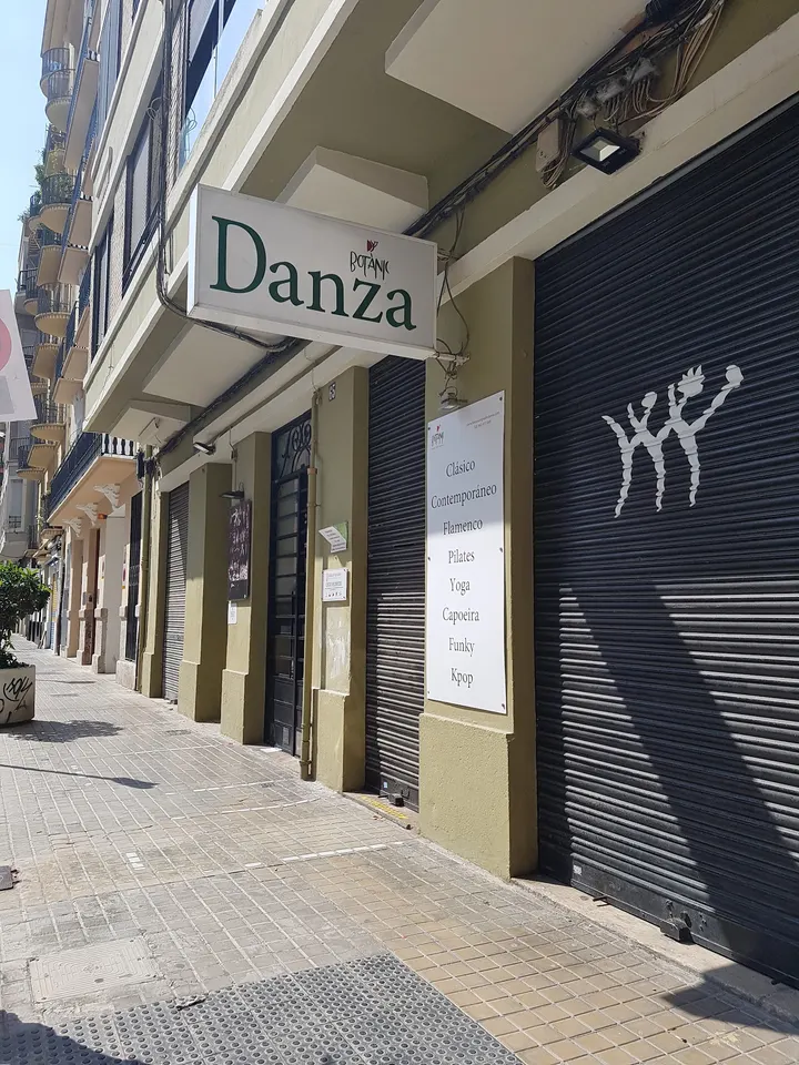 BOTÀNIC ESPAI DE DANSA — baile-studio en el Botànic, Valencia — 2