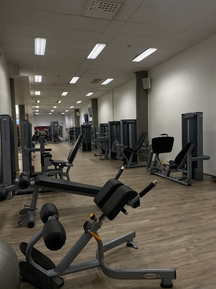 Töölö kuntosali — fitnessstudio – Siuntion asema, Siuntio — 3