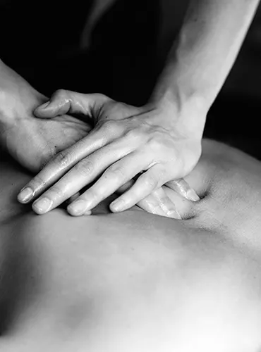 Ángela Fajó - Pilates y Masajes Zaragoza — Pilates en Jesús, Zaragoza