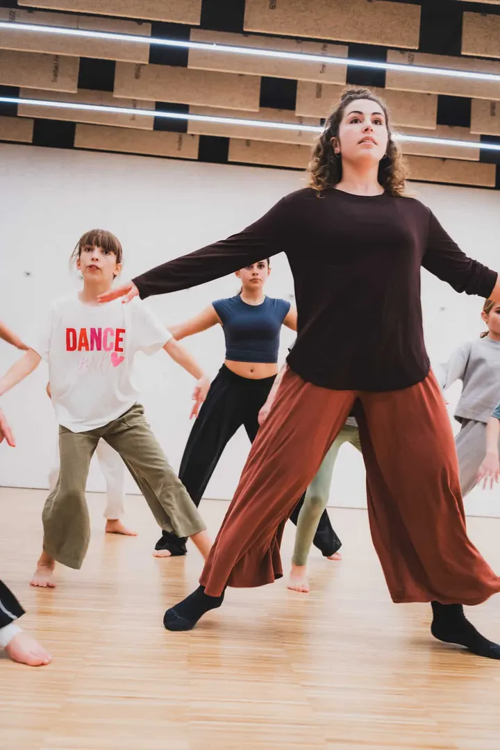 NEKANE ITOIZ Espacio de Movimiento — Dance en Segundo Ensanche, Pamplona