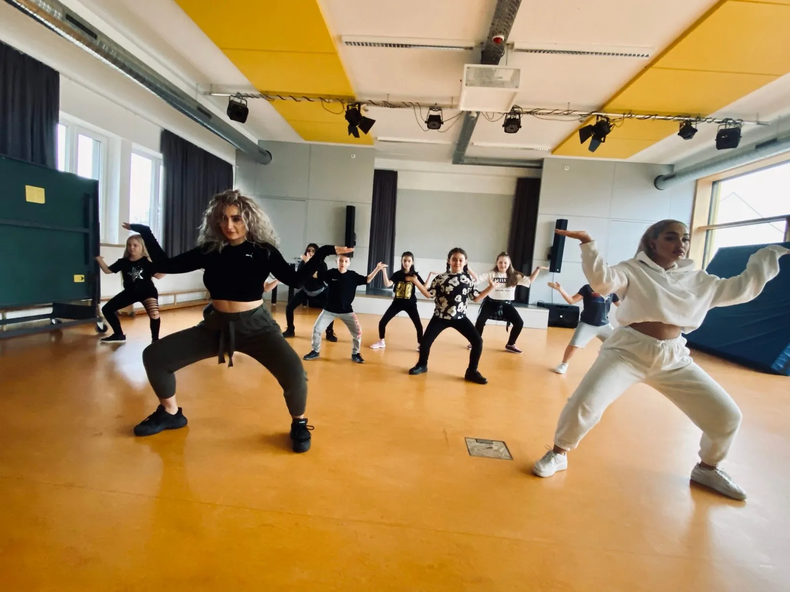 Bozz Dance Academy — dans-studio i Nürnberg — 2