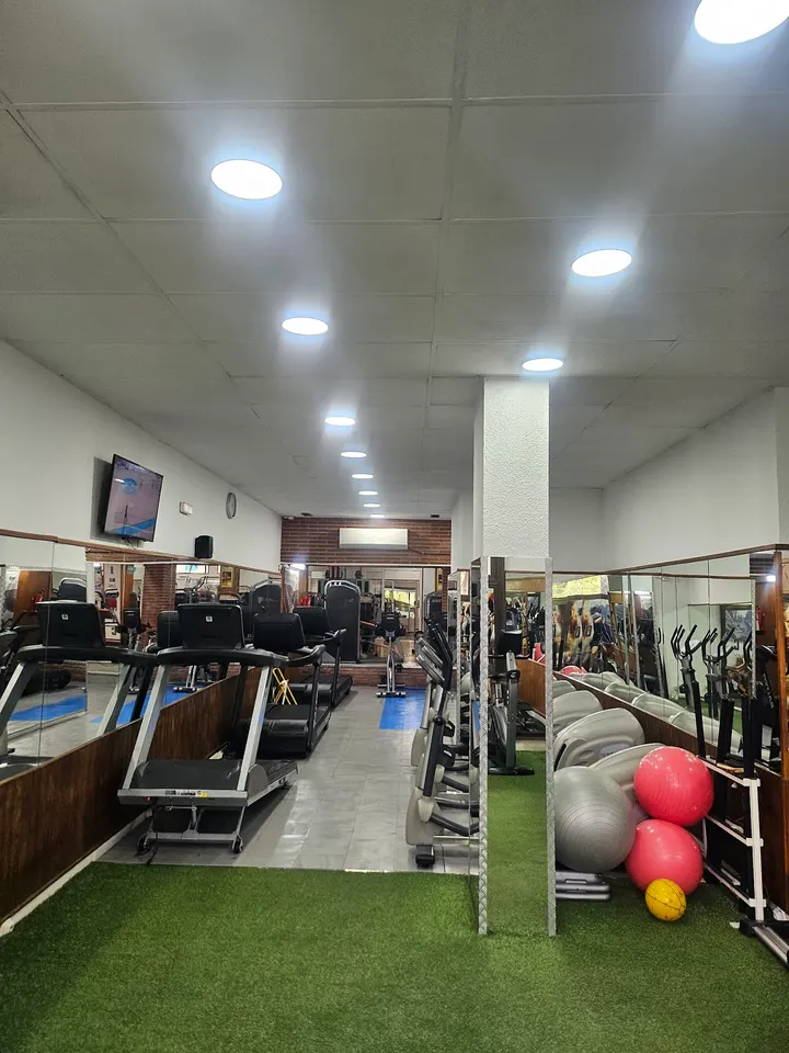 Dinàmic — artes marciales-studio en la Salut, Badalona — 3