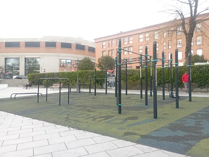 Calistenia & Street Workout Area — Estudio de fitness en Embajadores, Madrid