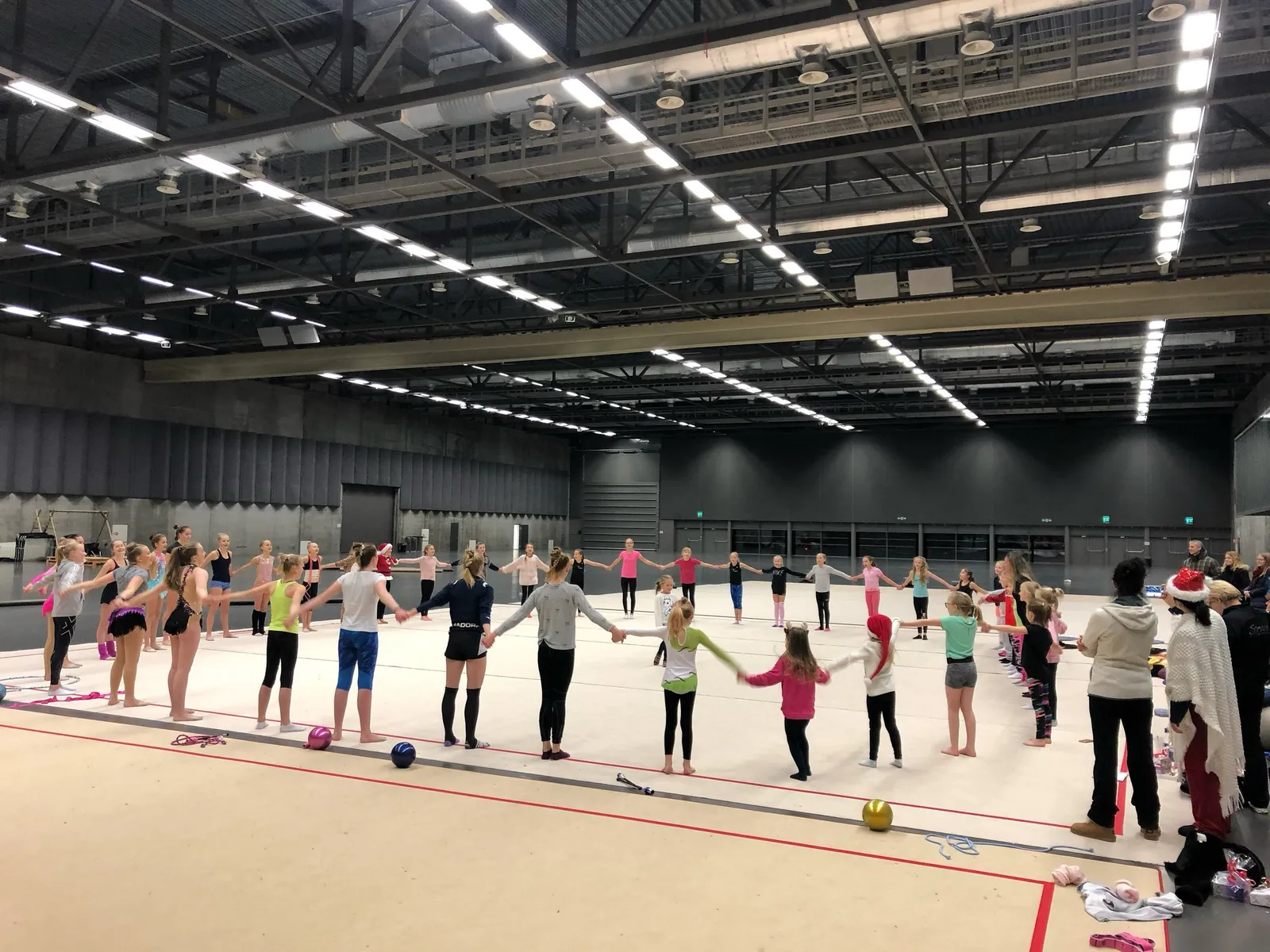 Straen gymnastikk- og turnforening — treningsstudio-studio i Stavanger — bild 3