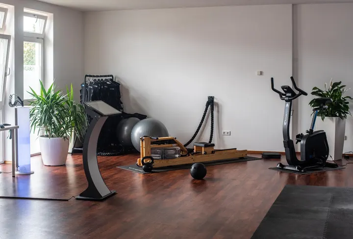 FitRAUM — Fitnessstudio in Wolfstein, Neumarkt in der Oberpfalz
