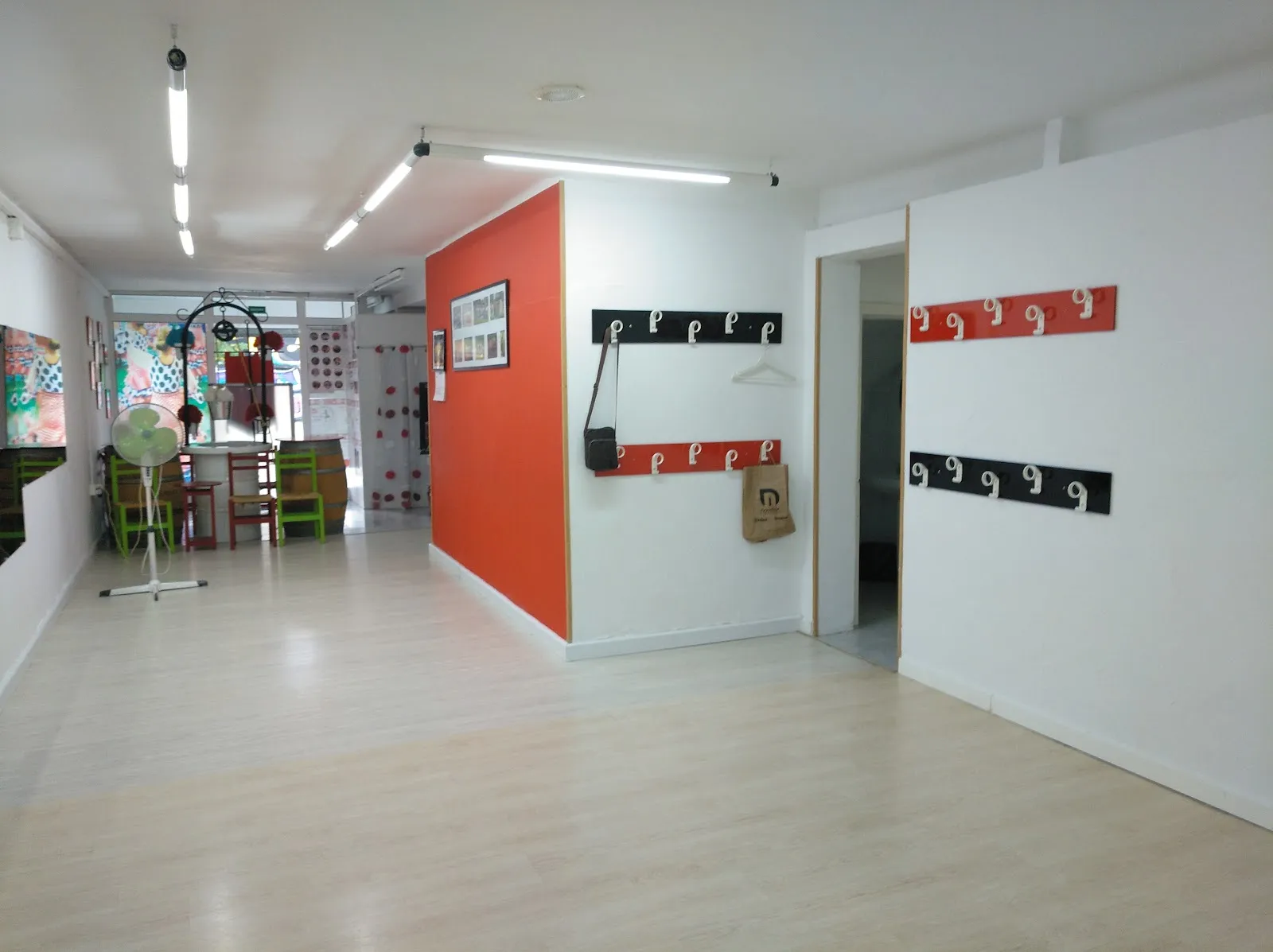 Associació Cultural Andaluza Zona Olé — baile-studio en Salt — 3