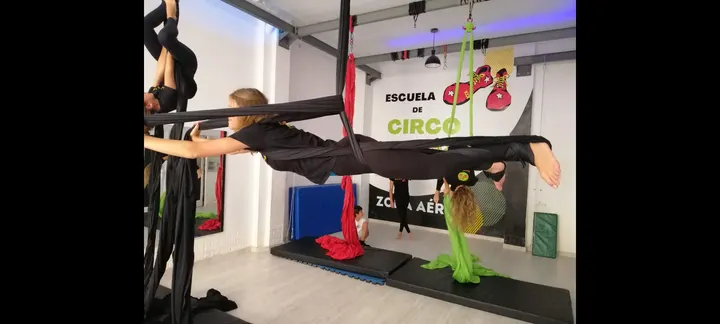 Escuela de Circo MSB - Sede Zona Aérea — aerial-studio en Las Palmas de Gran Canaria — 3