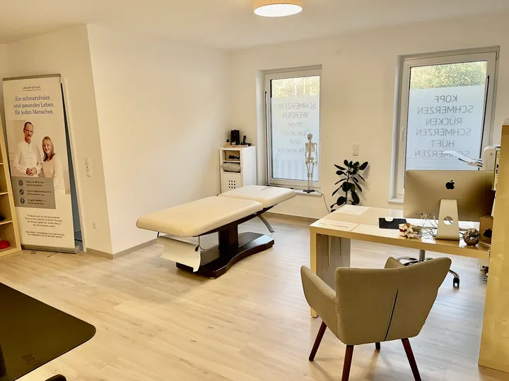 Liebscher & Bracht Gesundheitszentrum Paderborn — wellness-studio in Schloß Neuhaus, Paderborn — 3
