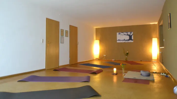 Yoga mit Uli — yoga-studio in Föhren — 2
