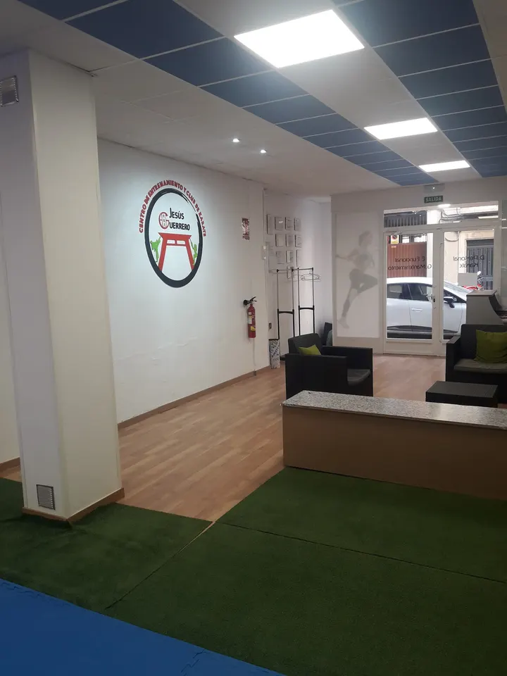 club de karate jesus guerrero — artes marciales-studio en Jaén — 2
