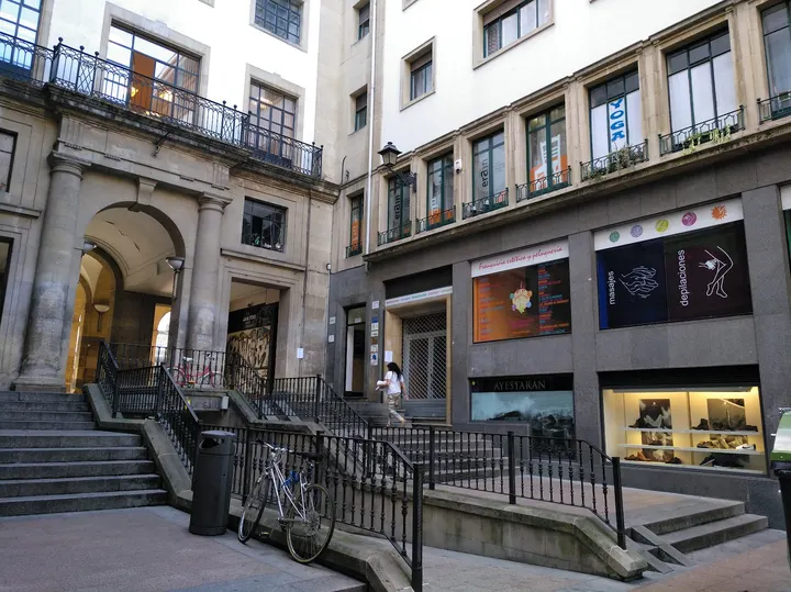 RAMAYOGAESKOLA YogaPlazaNueva- Sanatana Dharma Bilbao — yoga-studio en Casco Viejo, Bilbao — 2
