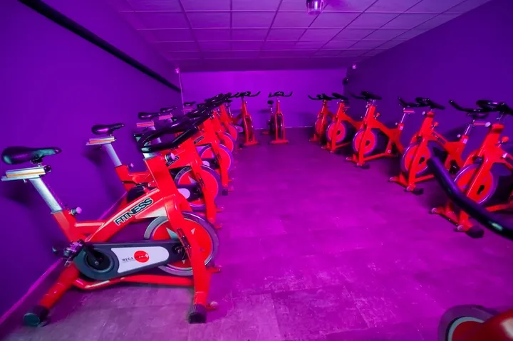 Mega Form Apt — salle de fitness-studio à Apt — 4