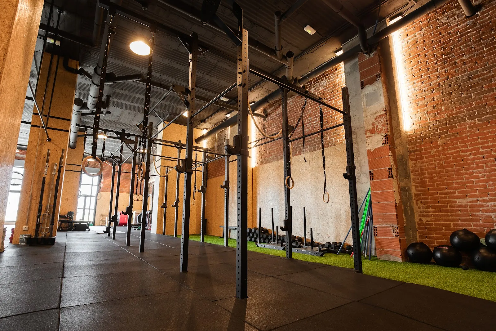 COURAGE. CrossFit Coraje - Hyrox Móstoles — crossfit-studio en Móstoles — 3