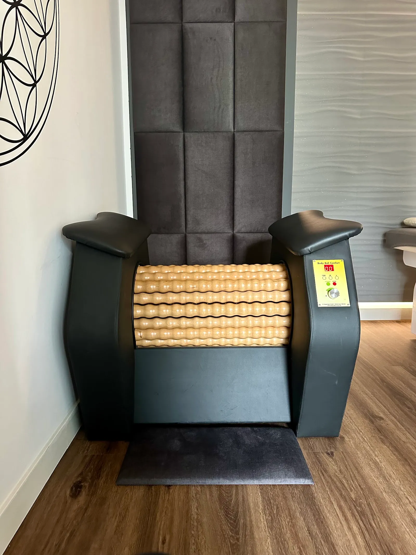 Fit-Women GmbH — fitnessstudio in Berlin — 4