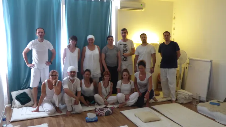 Akal Yoga Terrassa — Yoga en Ca n'Aurell, Terrassa