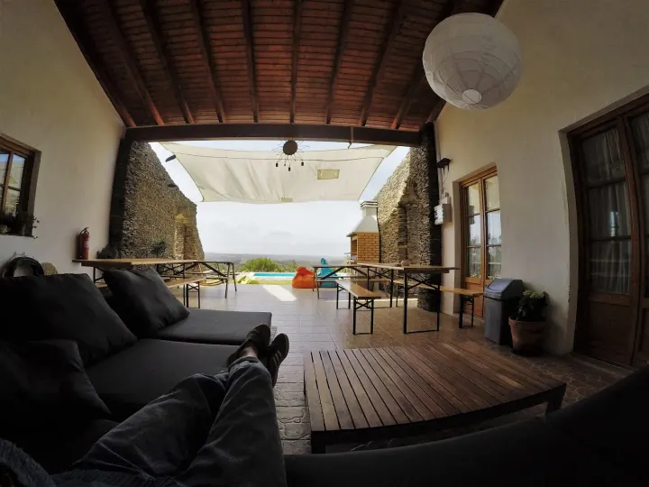 Russo Surfcamp - Vale Figueiras — yoga-studio em Bordeira, Aljezur — 3