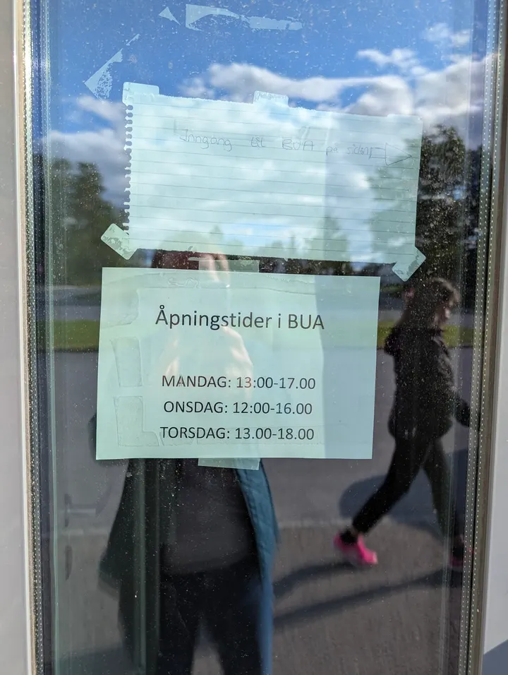 Kjenn folkebad — studio i Oslo — 4