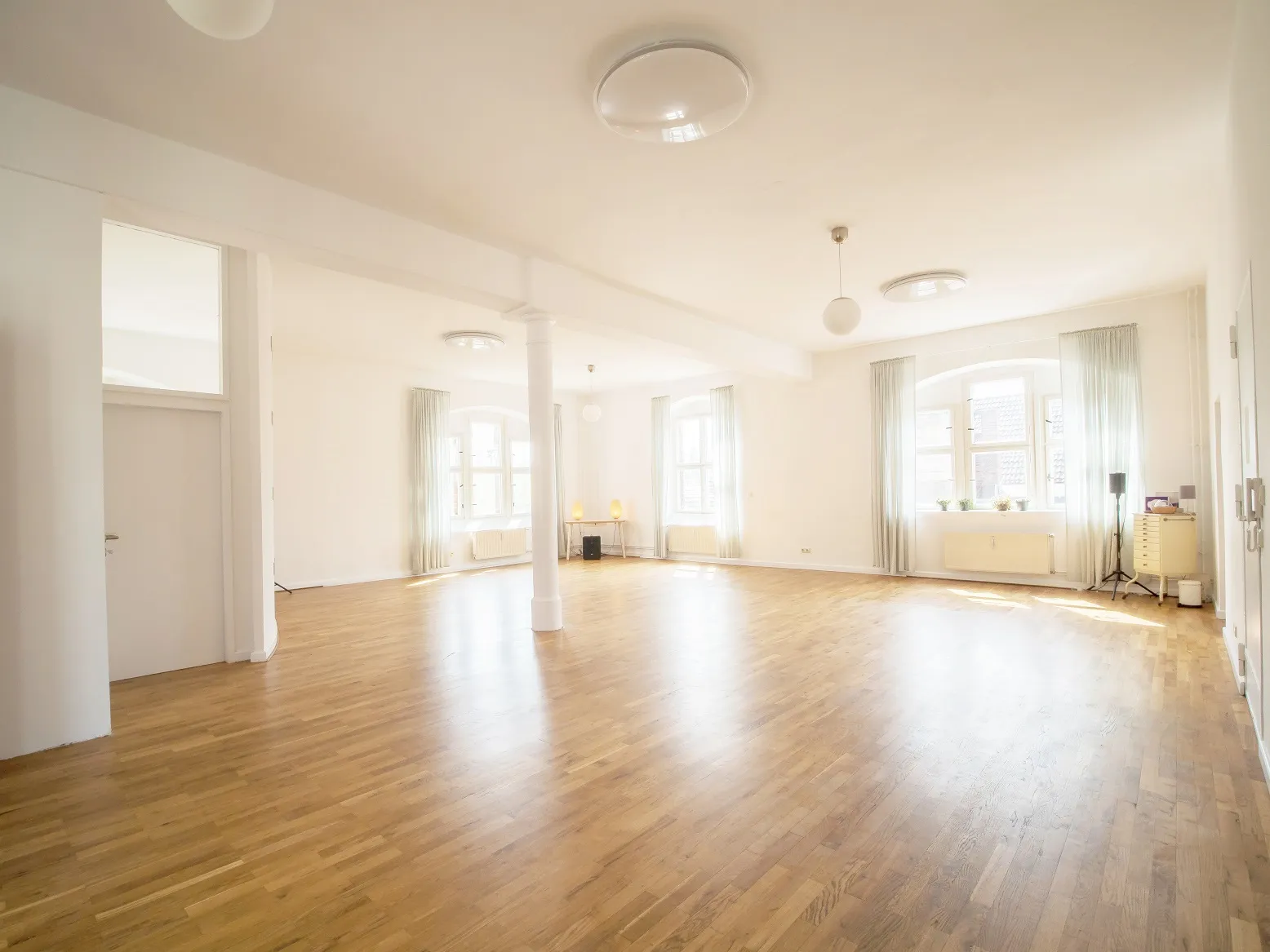 Mari Yoga Onda - Life Artists CREATORS HUB — yoga-studio i Berlin — 2