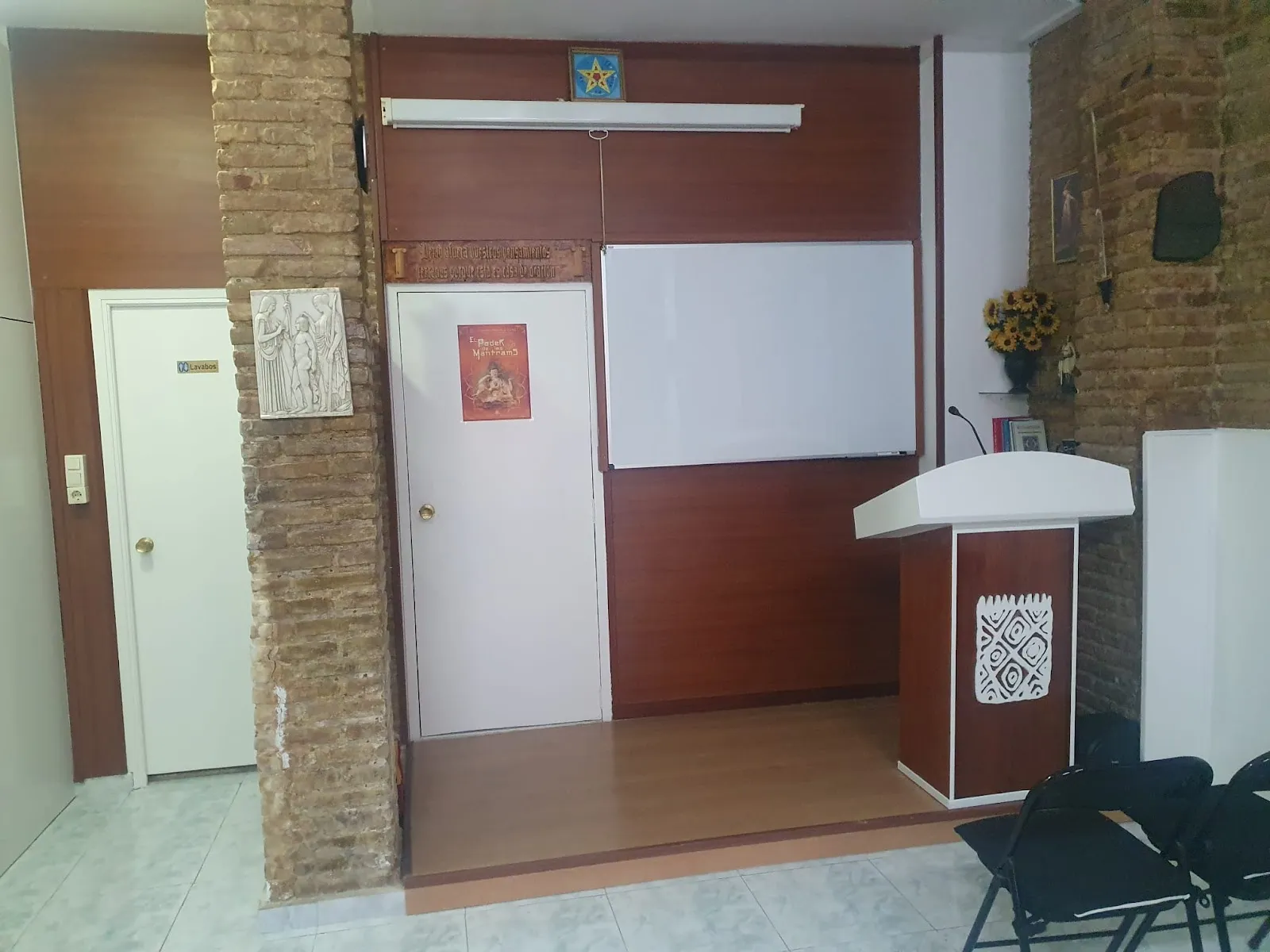 Escuela de Meditación Ateneo Litelantes C.I.A.G. Valencia — meditación-studio en Russafa, Valencia — 2