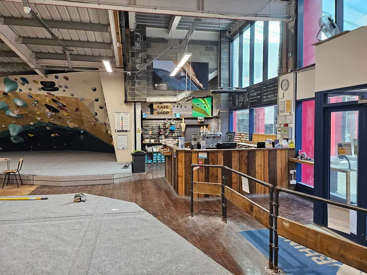 Rhino Boulder — bouldering-studio in London — 5