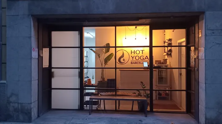 Hot Yoga Barcelona — yoga-studio en Barcelona — 4