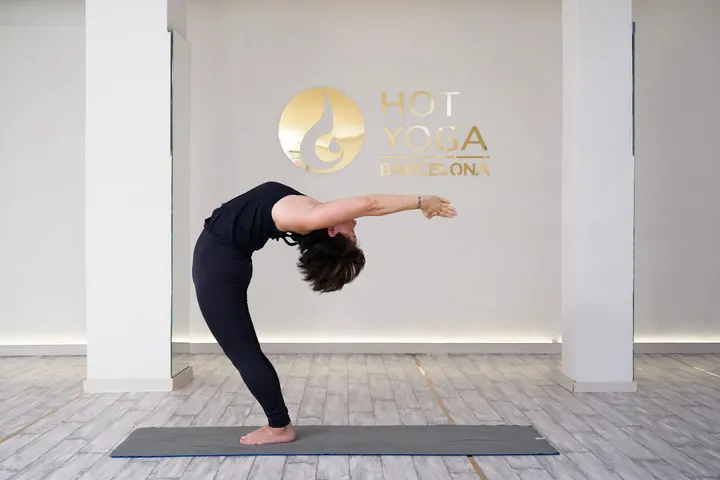 Hot Yoga Barcelona — Yoga en Gràcia, Barcelona