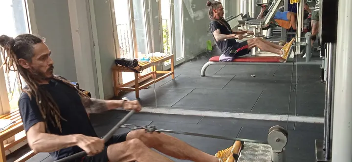 Gimnasio Cheo — entrenamiento personal-studio en Torremolinos — 4