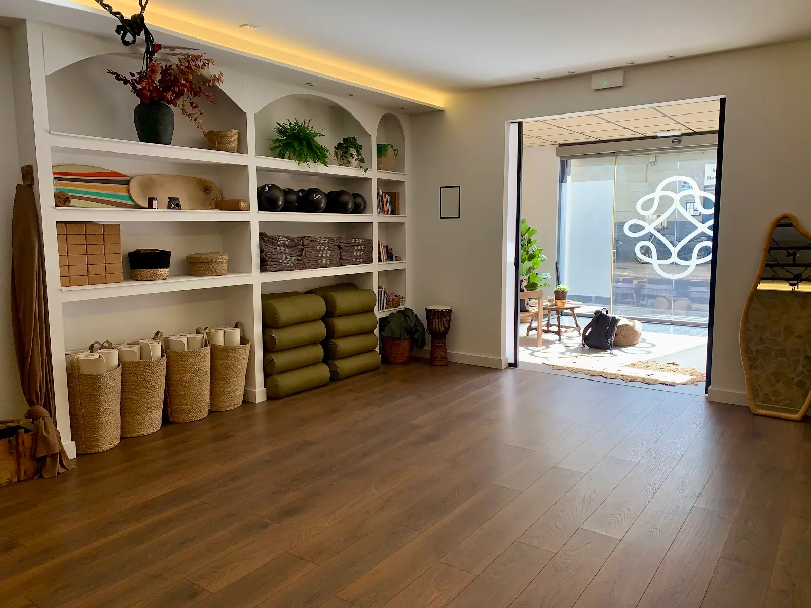 Arama Yoga & Fly — yoga-studio en Elche — 4