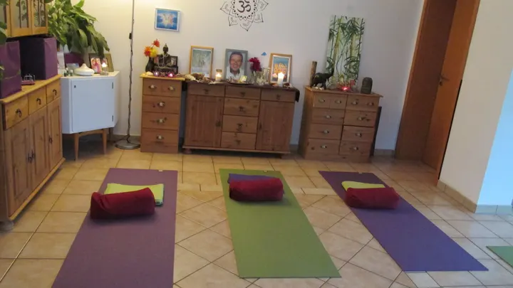 Gesang und Yoga - Sandra Trebing — yoga-studio in Köln — 3