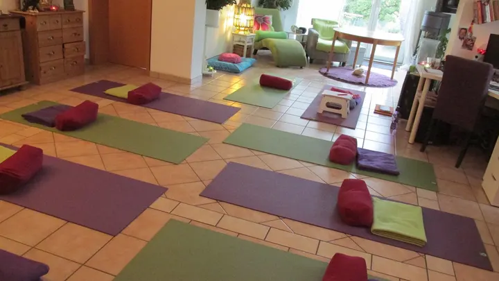 Gesang und Yoga - Sandra Trebing — yoga-studio in Köln — 4