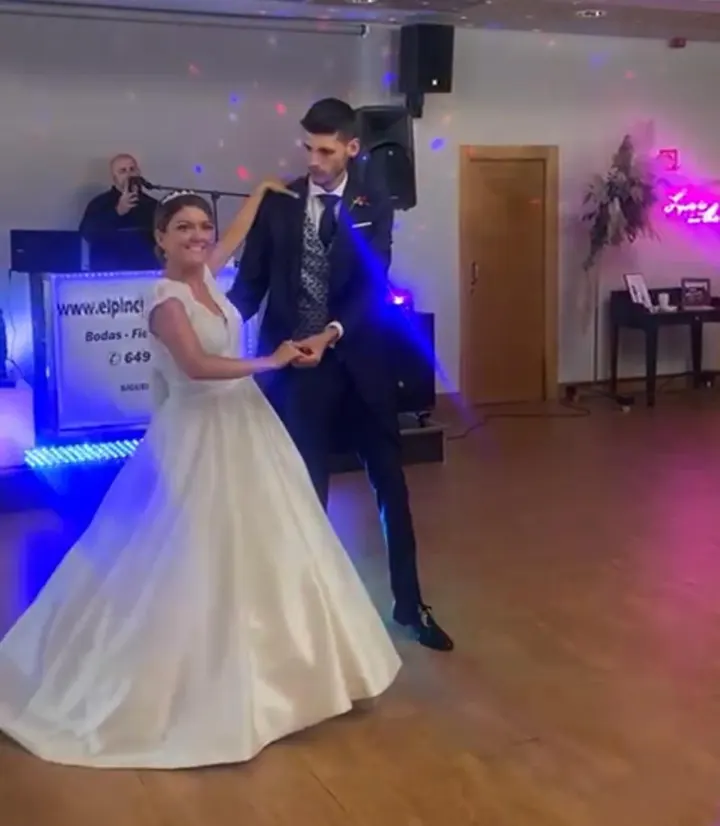 Duetdanza — Baile en La Corredoria, Oviedo