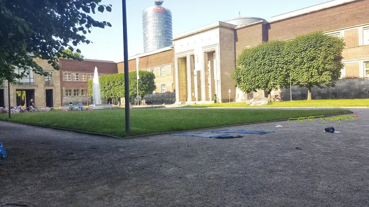 Original-Bootcamp - Outdoor Fitness | Hofgarten-Ehrenhof — functional training-studio in Düsseldorf — 3