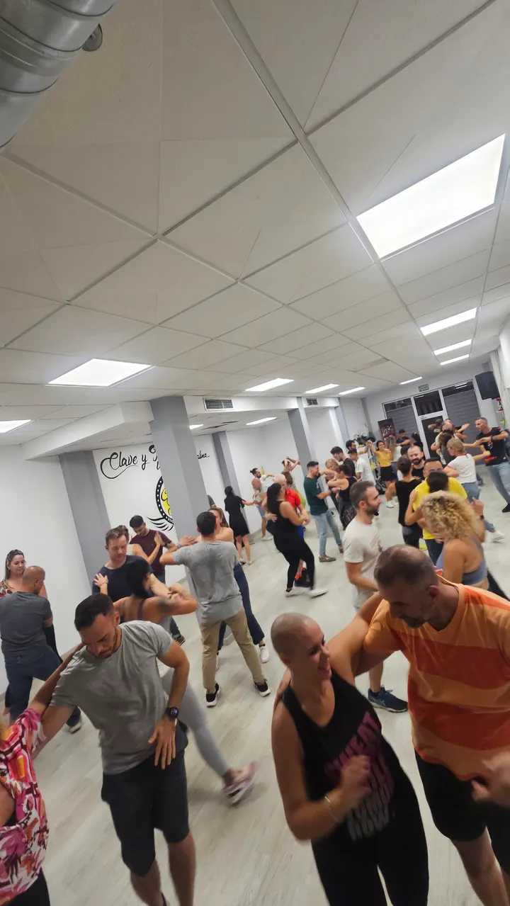 Escuela De Baile Clave y Tacón Las Palmas (Bachata, Salsa y mucho más) — baile-studio en Las Palmas de Gran Canaria — 4