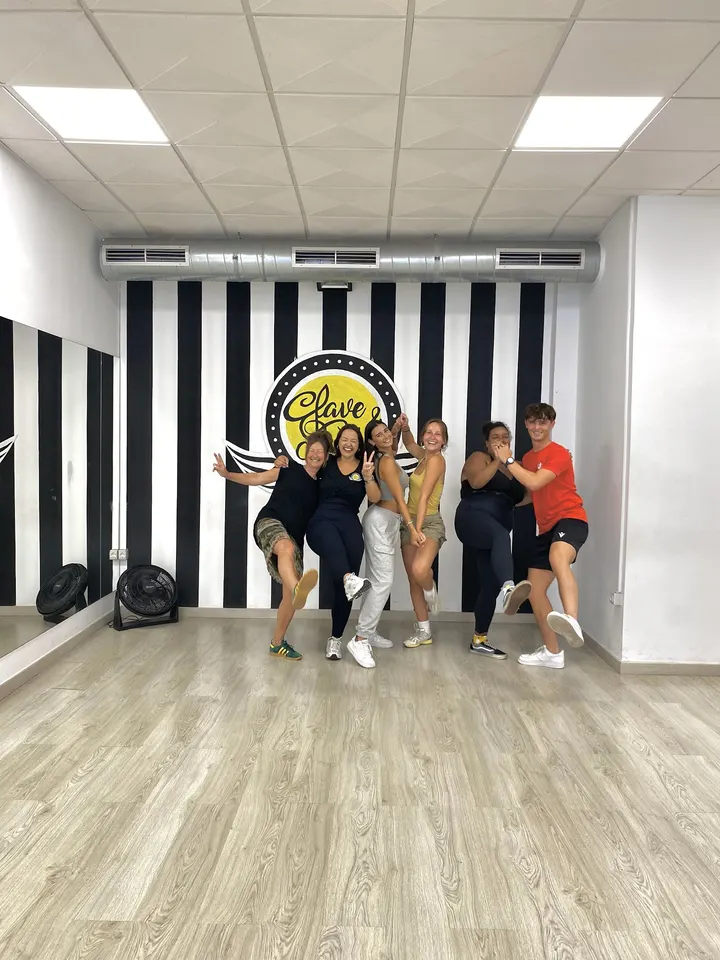 Escuela De Baile Clave y Tacón Las Palmas (Bachata, Salsa y mucho más) — Baile en Guanarteme, Las Palmas de Gran Canaria