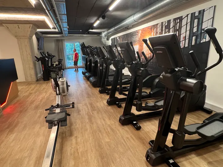 Eddis Fitness — fitnessstudio in Am Schäfflerbach, Augsburg — 3