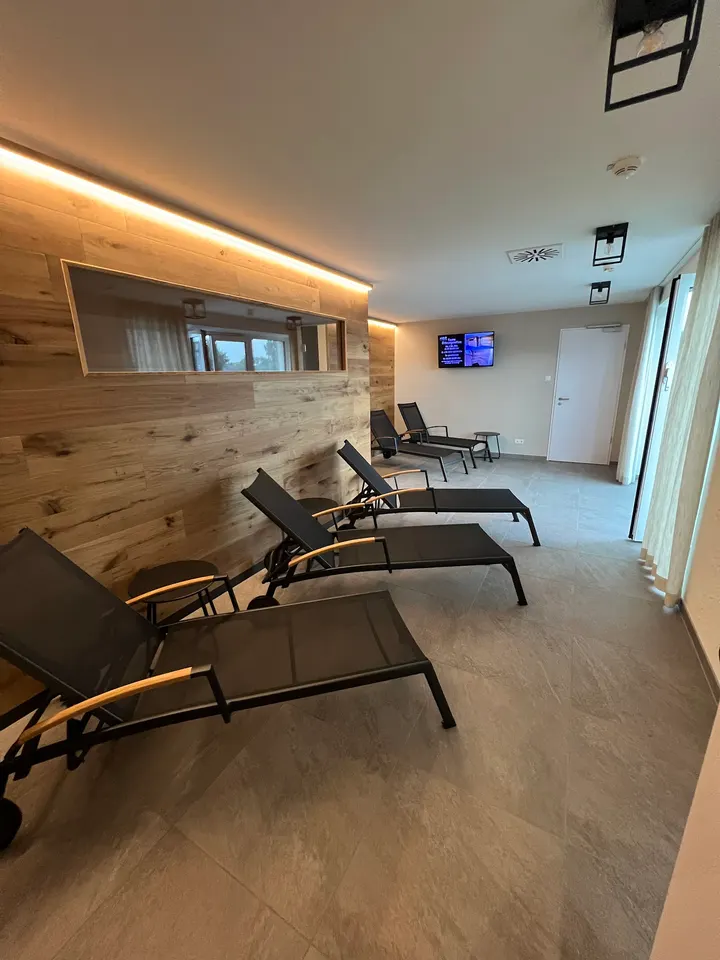 Eddis Fitness — fitnessstudio in Augsburg — 3