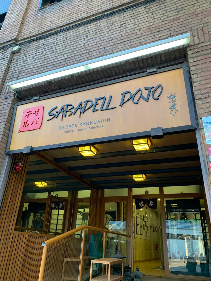 DOJO SABADELL - Shihan Daniel Sanchez 6ºDAN — artes marciales-studio en Sabadell — 3