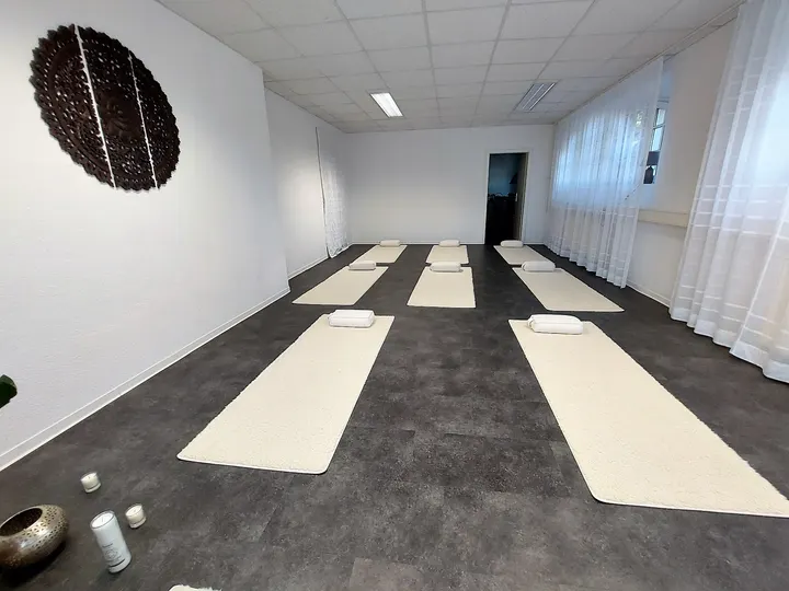 Raum für Yoga — yoga-studio in Ginsheim-Gustavsburg-Gustavsburg — 3
