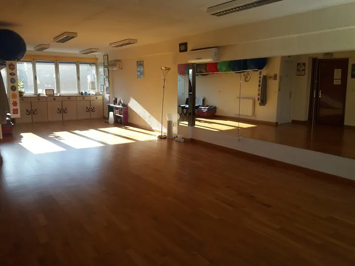 Centro de Yoga y Pilates Ananda Móstoles — yoga-studio en Móstoles — 2
