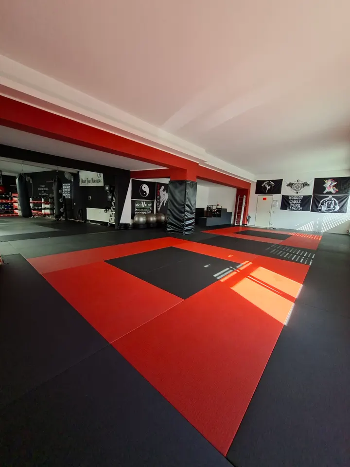 Muay Thai Nürnberg - Muay Thai & Kickboxen - Kampfsport für Erwachsene — Kampfsport in Eberhardshof, Nürnberg