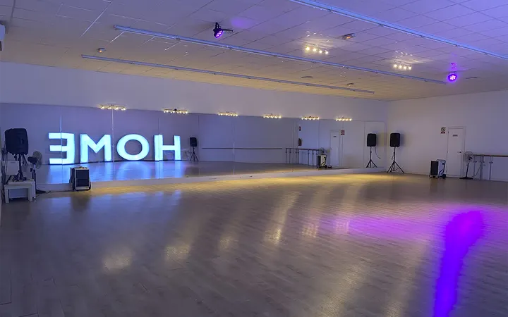 Home Dance Studio — baile-studio en Valencia — 4