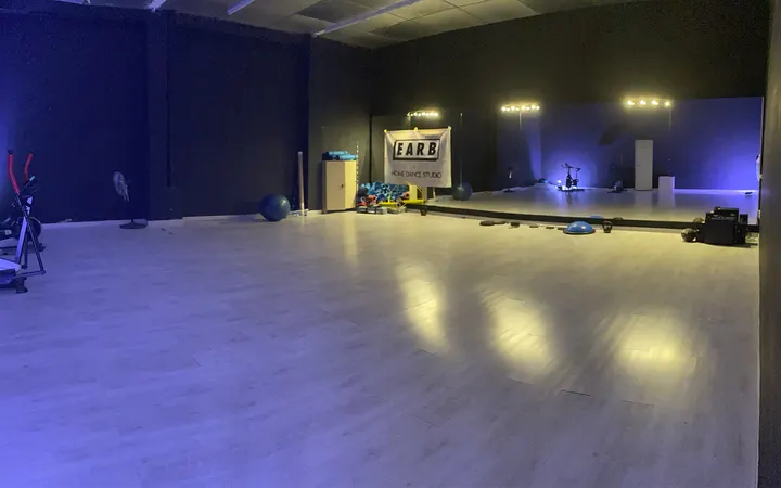 Home Dance Studio — baile-studio en Valencia — 6
