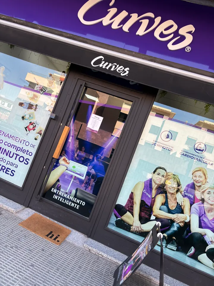 Curvas De Mujer — Estudio de fitness en El Faro, Talavera de la Reina