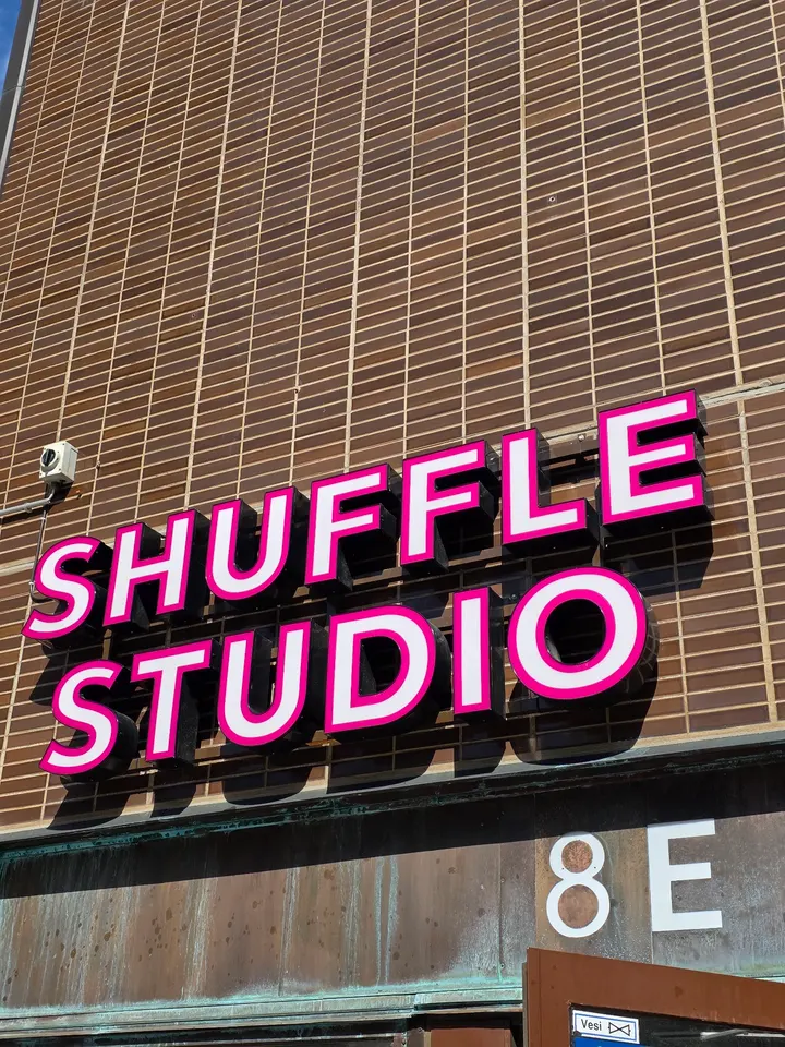Shuffle Studio Fi — tanssi-studio – Pasila, Helsinki — 2