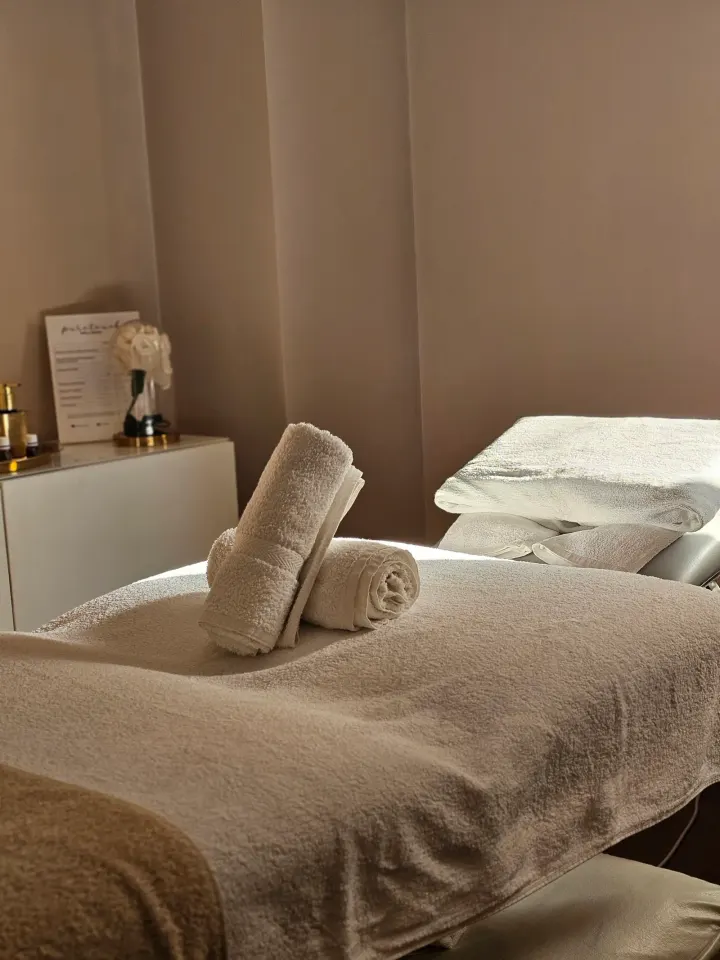 Pure Touch — bem-estar-studio em Campo Pequeno, Lisboa — 2